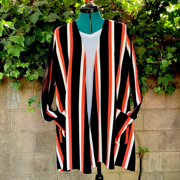 NWT LuLaRoe Cardigan M Stripe Caroline Orange Open Front Pockets Thanksgiving - Picture 1 of 10